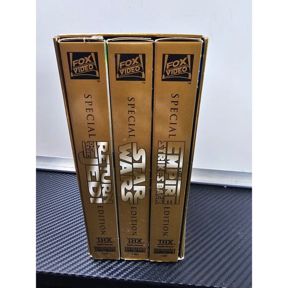 Star Wars Trilogy (VHS, 1997, Gold Special Edition) Pre-Owned - Picture 2 of 4